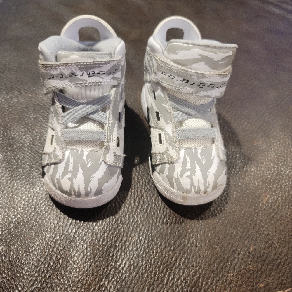 Jordan's Toddler 5c Nike.